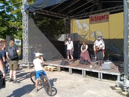 11_Die &quot;Landratten&quot; zum 8.Wiesenhügelfest